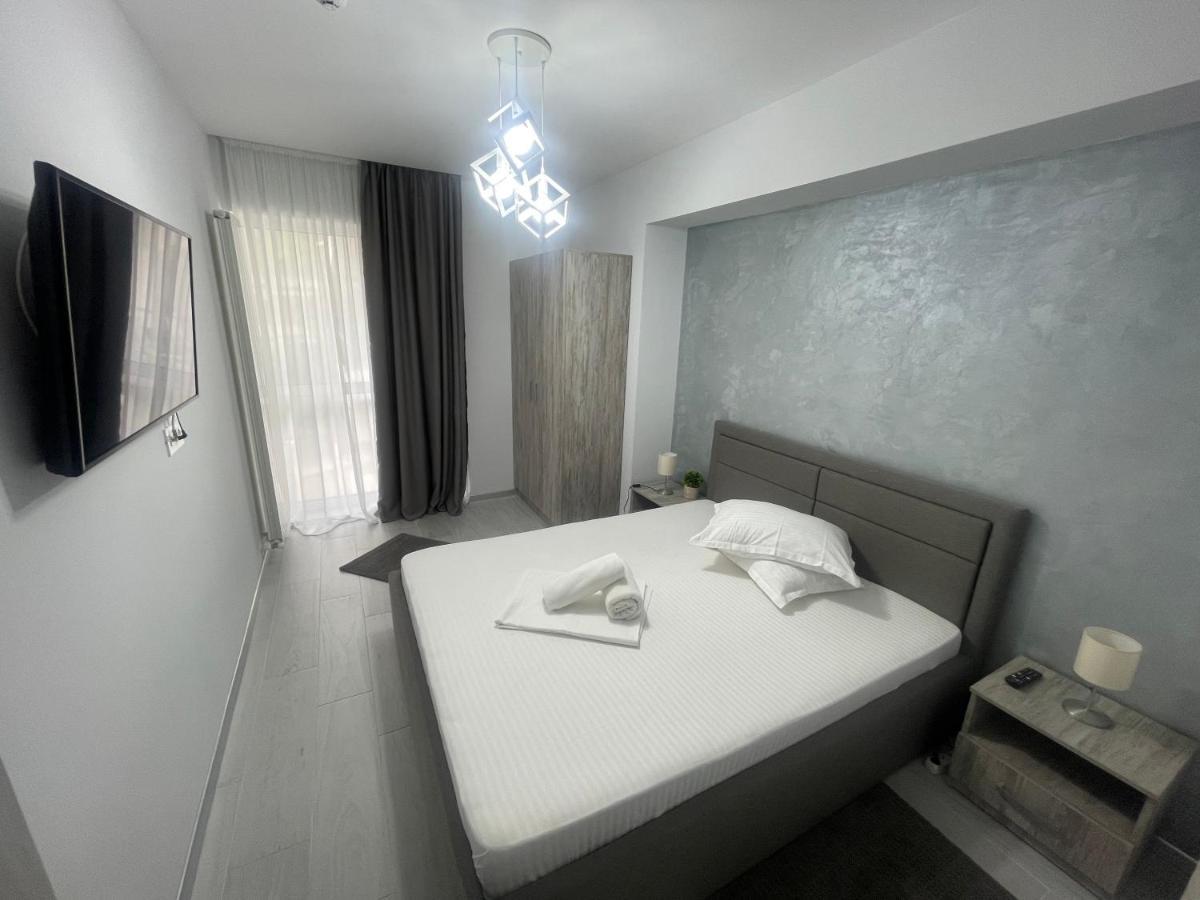 Velier Holiday Apartments Mamaia Extérieur photo